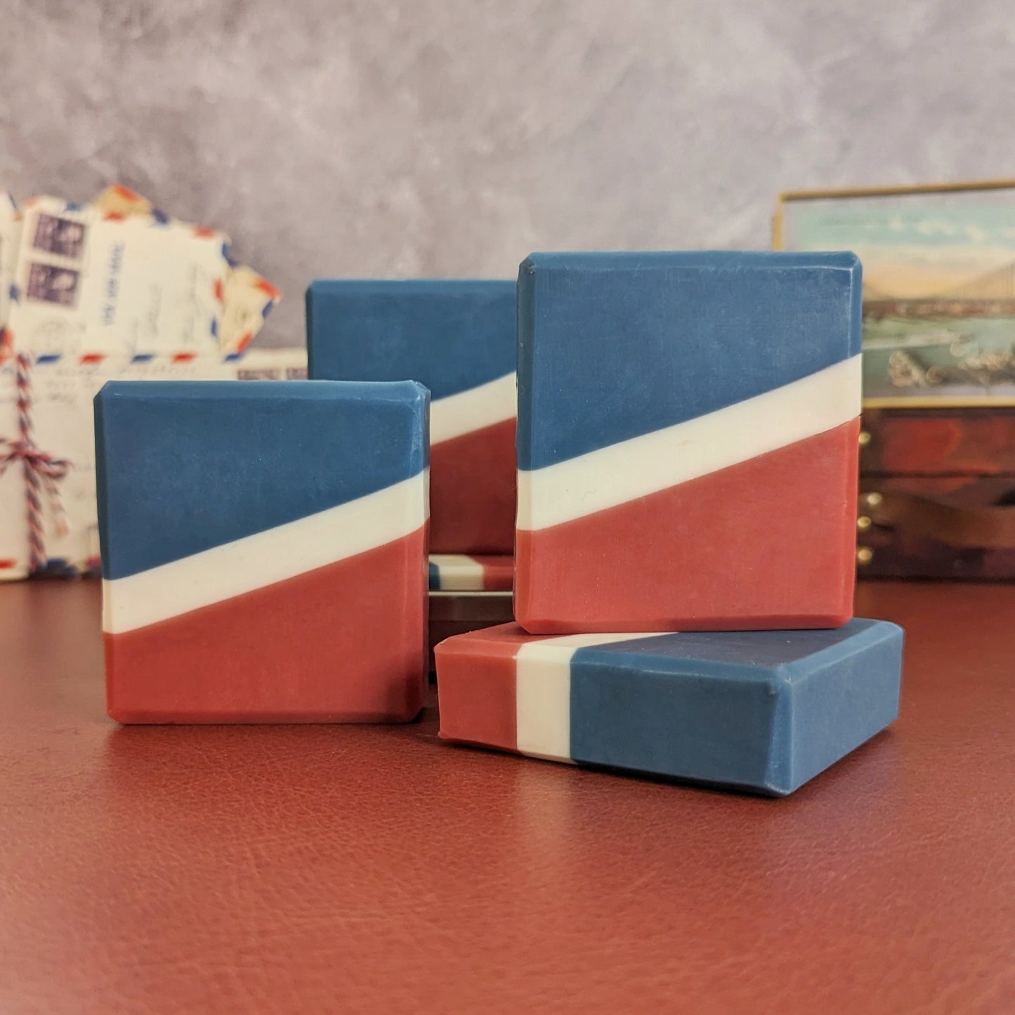 Airmail - Mainland Vintage
