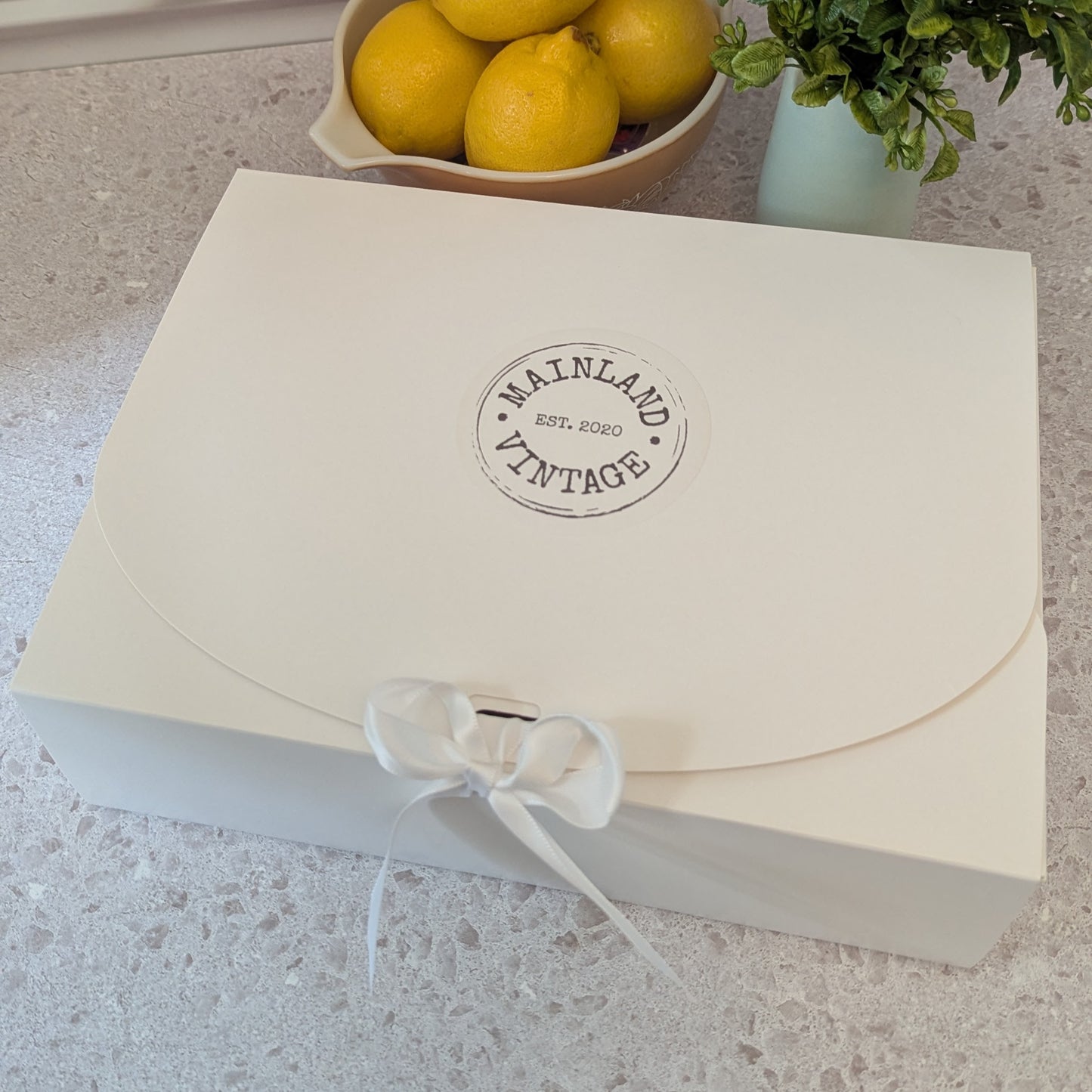 Lemon Chiffon Gift Box